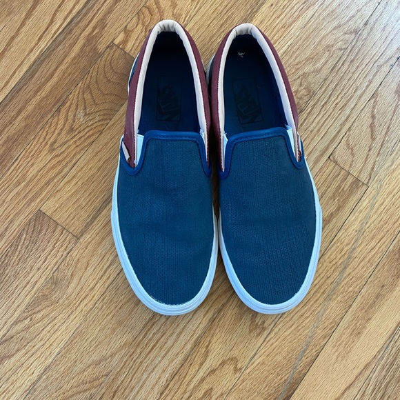 Vans - Picture 5 of 5